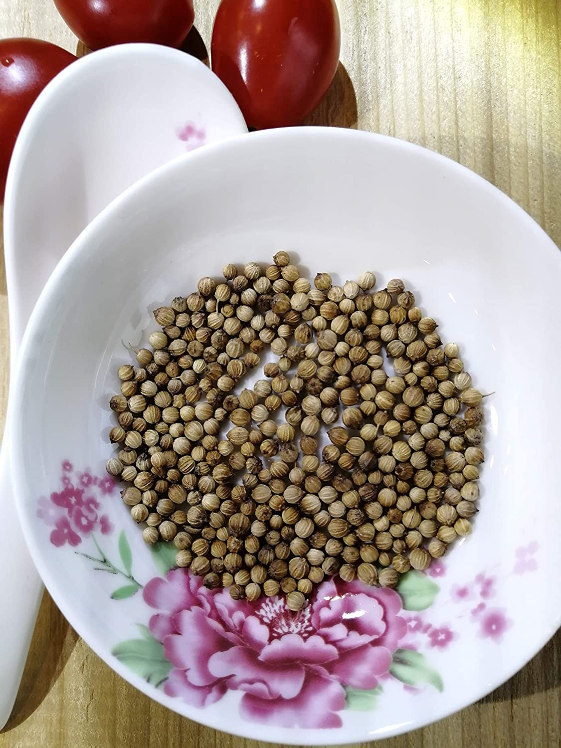 Hundredfold Santo Cilantro 100 Heirloom Herb Seeds - Coriandrum sativum Coriander Chinese Parsley, Packed & Shipped in Canada