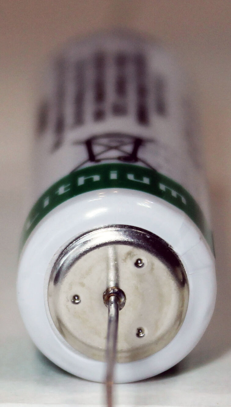 1 pile au lithium-chlorure de thionyle SAFT LS14500 AA AXIAL 3,6 V, câbles PC axiaux