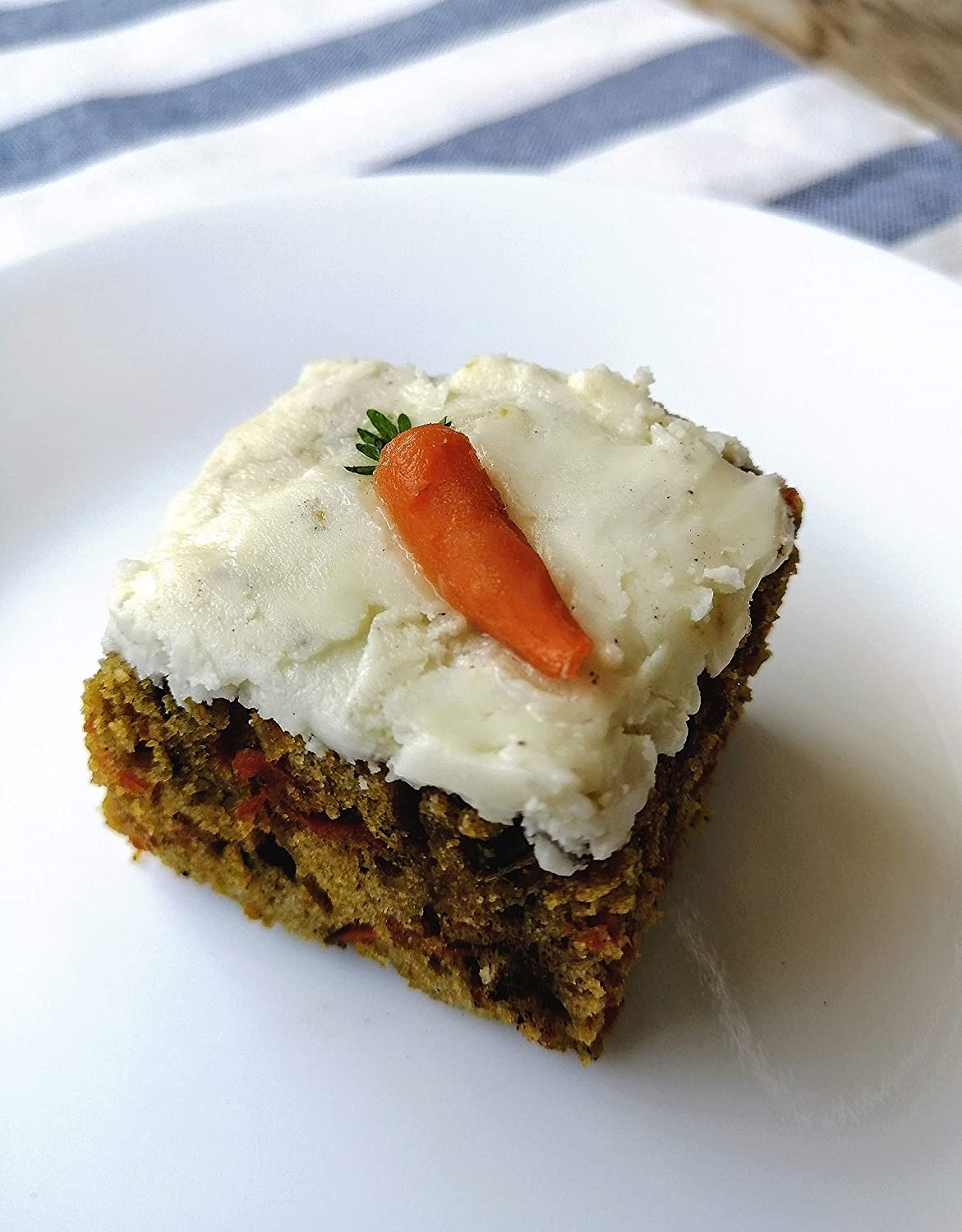 Carotte nantaise écarlate centuple 1500 graines de légumes - Carotte classique sans OGM, variété patrimoniale sucrée à petit noyau, attire les papillons machaons 