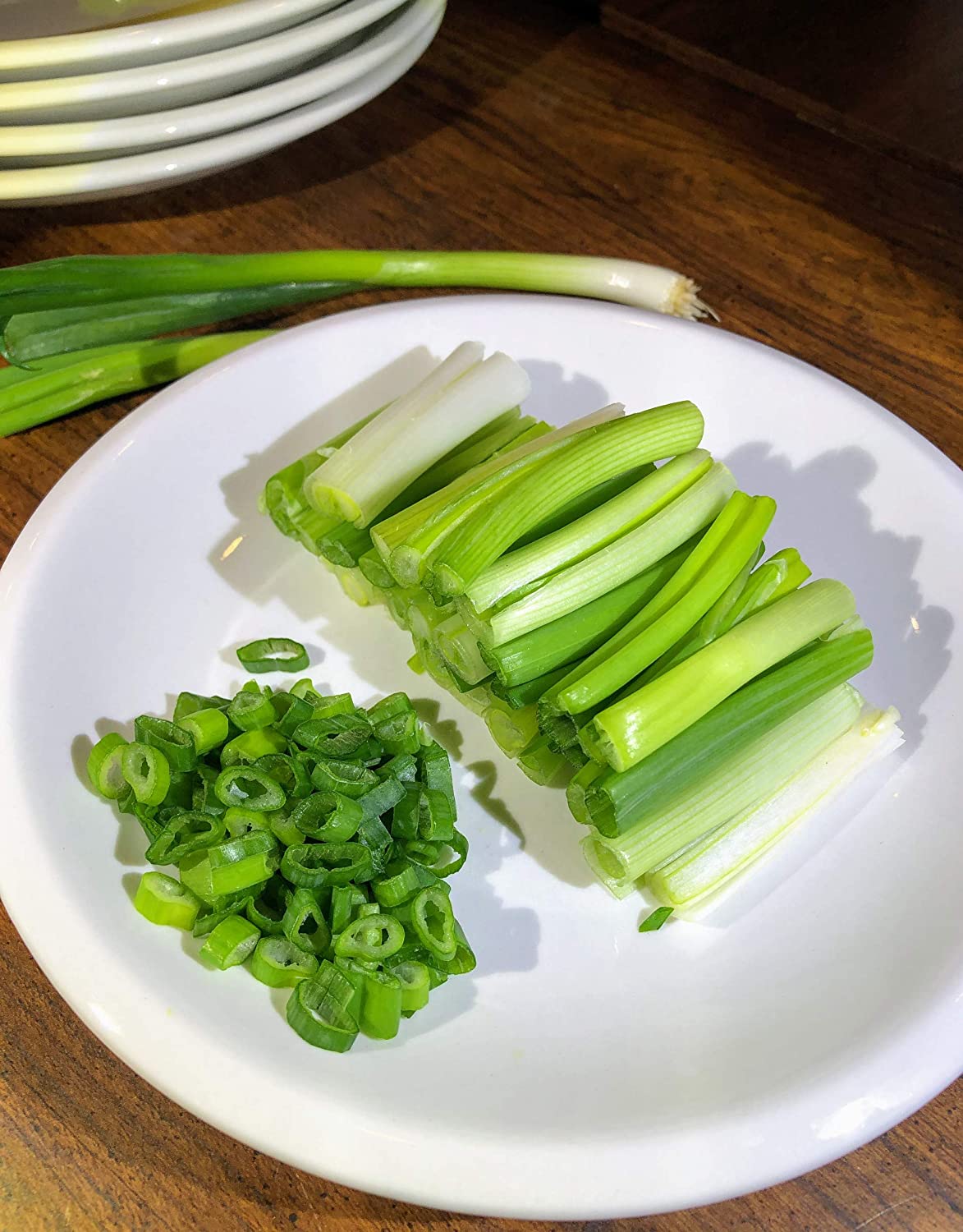 Hundredfold Japanese Evergreen White Stem Green Onion Scallion 1000 Seeds - Non-GMO Allium fistulosum, Bunching Onion for Salad or Stir-Fry