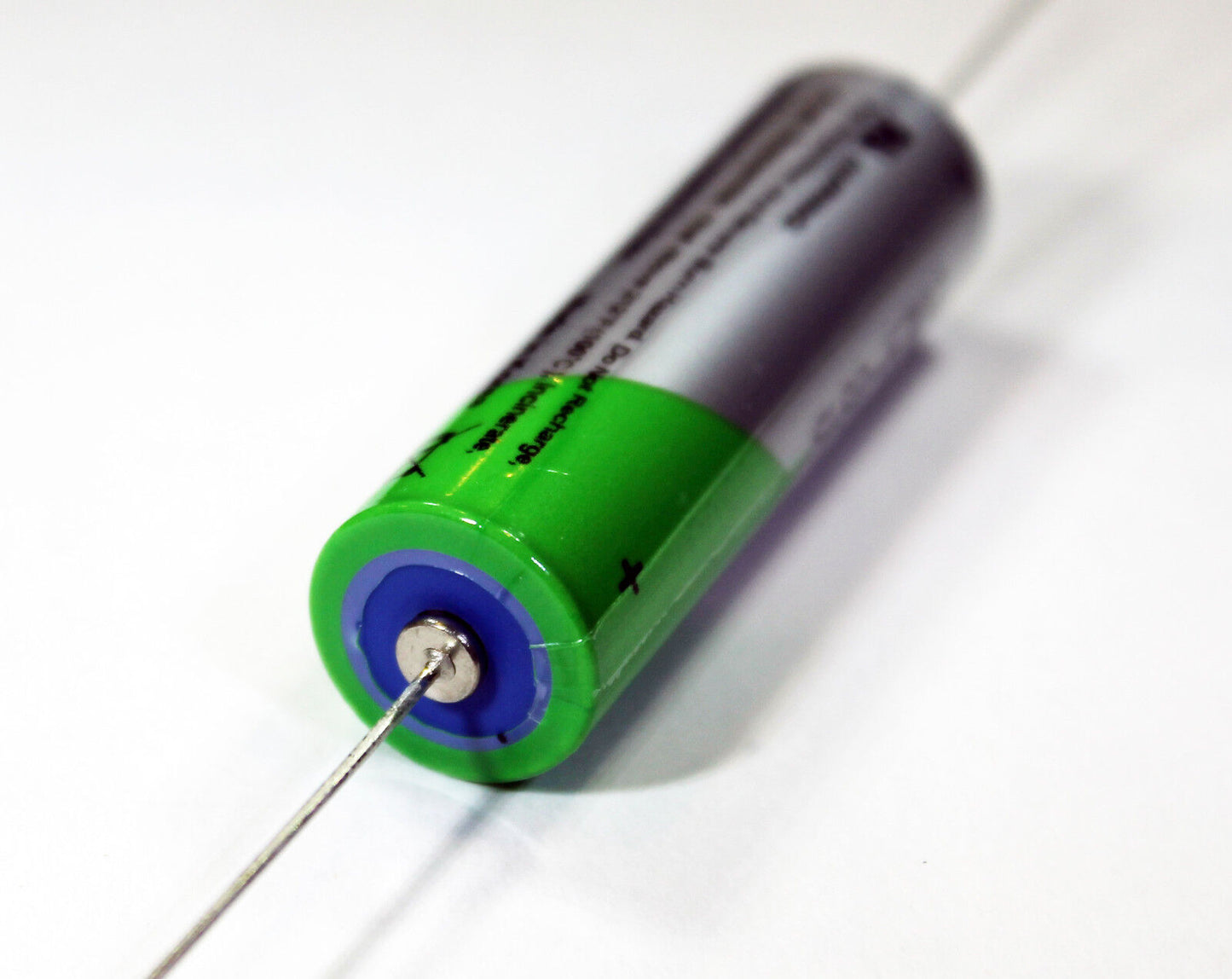 Xeno XL-060F-AX AA Size Axial Lead, 3.6V, Lithium Thionyl Chloride-Korea Made